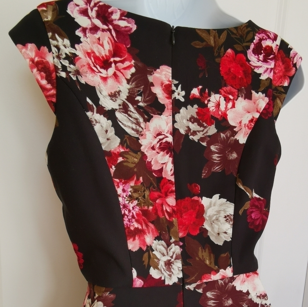 RICKI'S Red roses Dress cap sleeve peplum waist size small - Picture 4 of 11